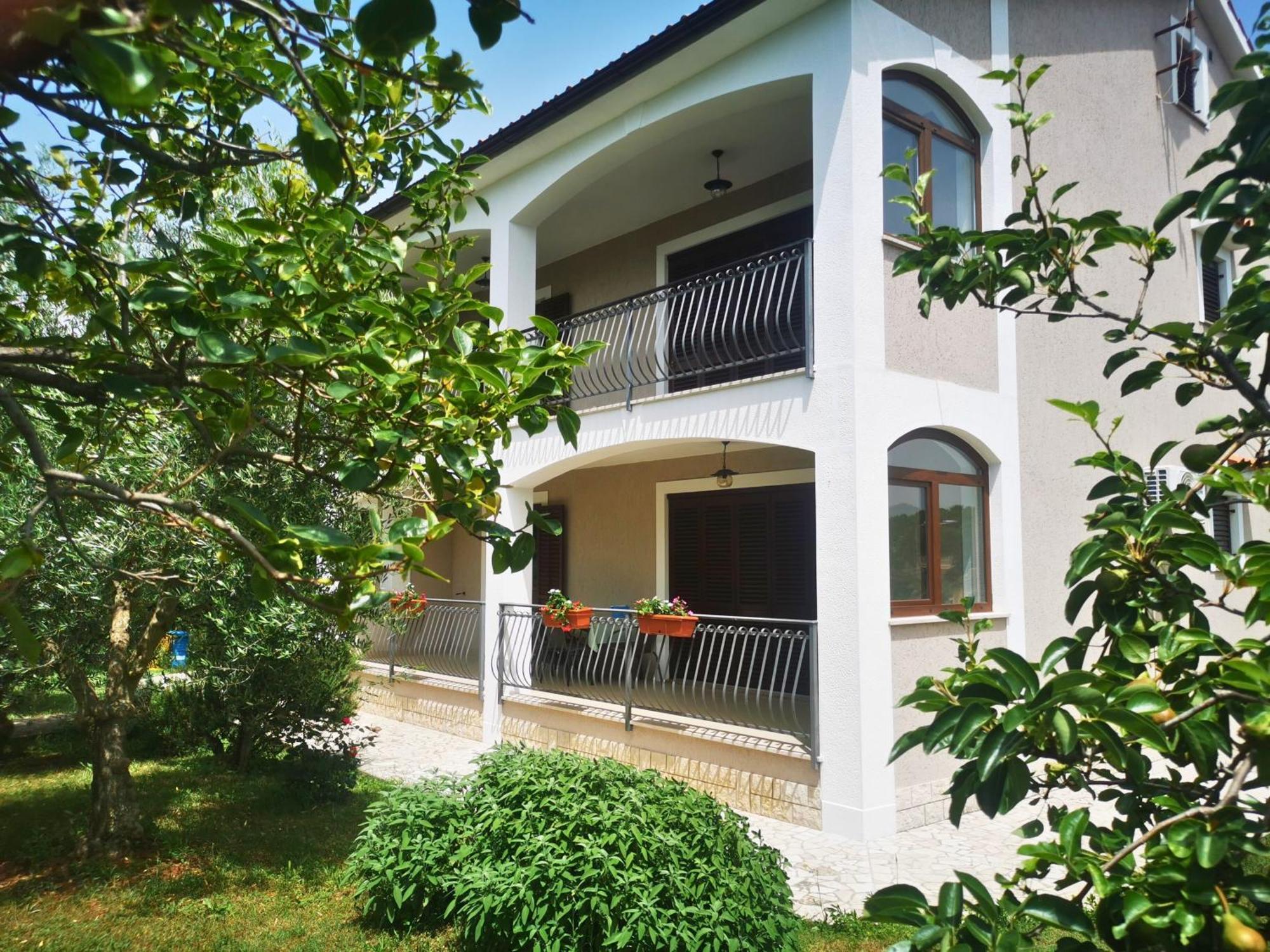 Apartment Garden Maria Vrsar