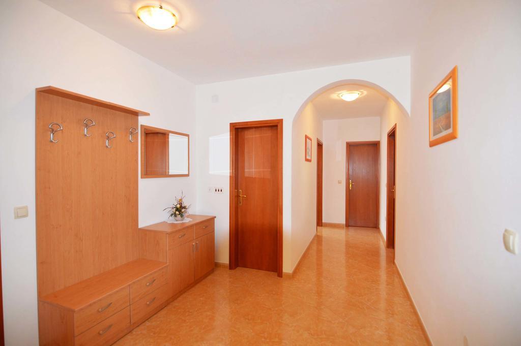 Garden Maria Apartment *